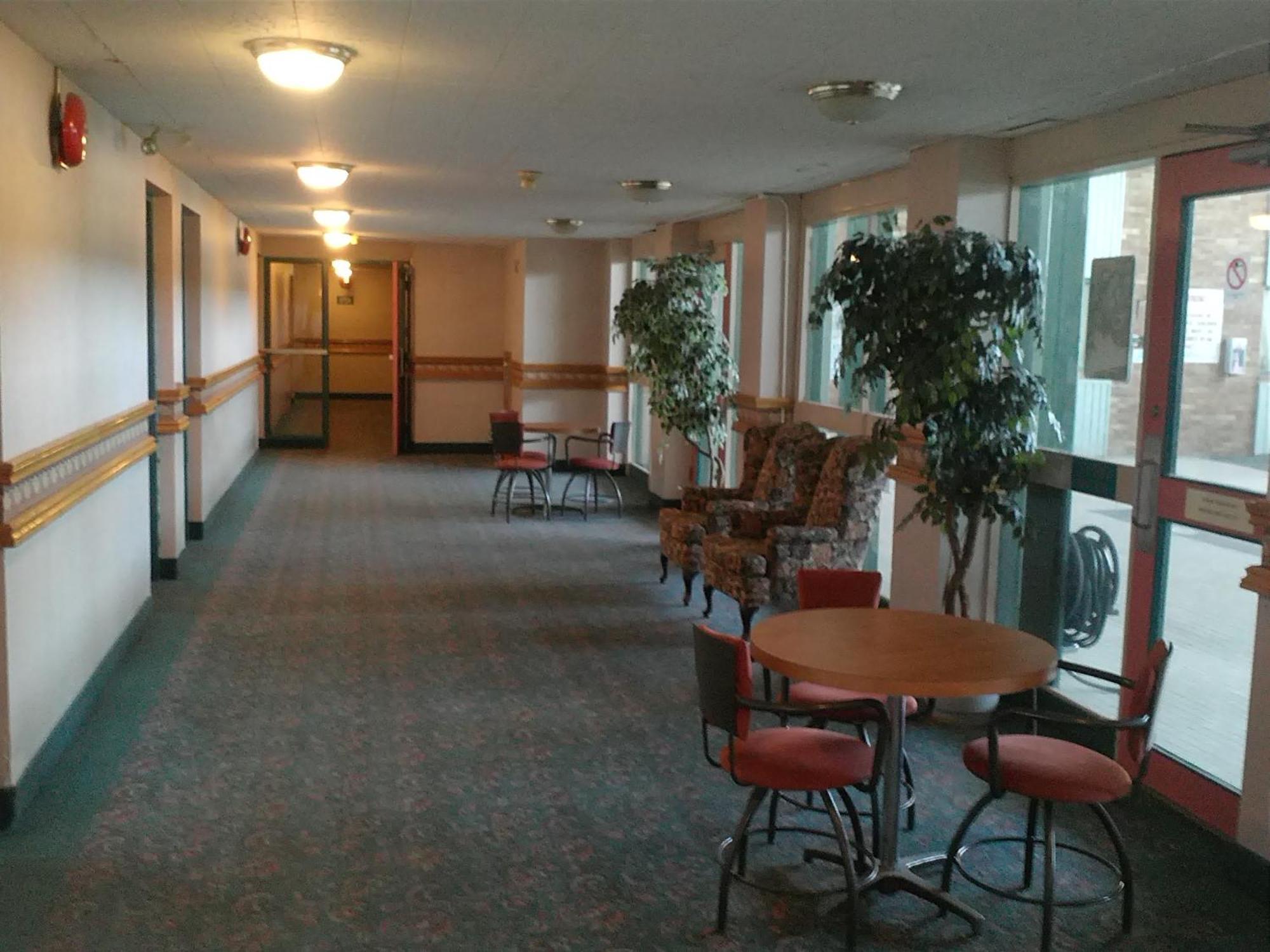 Empire Inn Brandon Ngoại thất bức ảnh