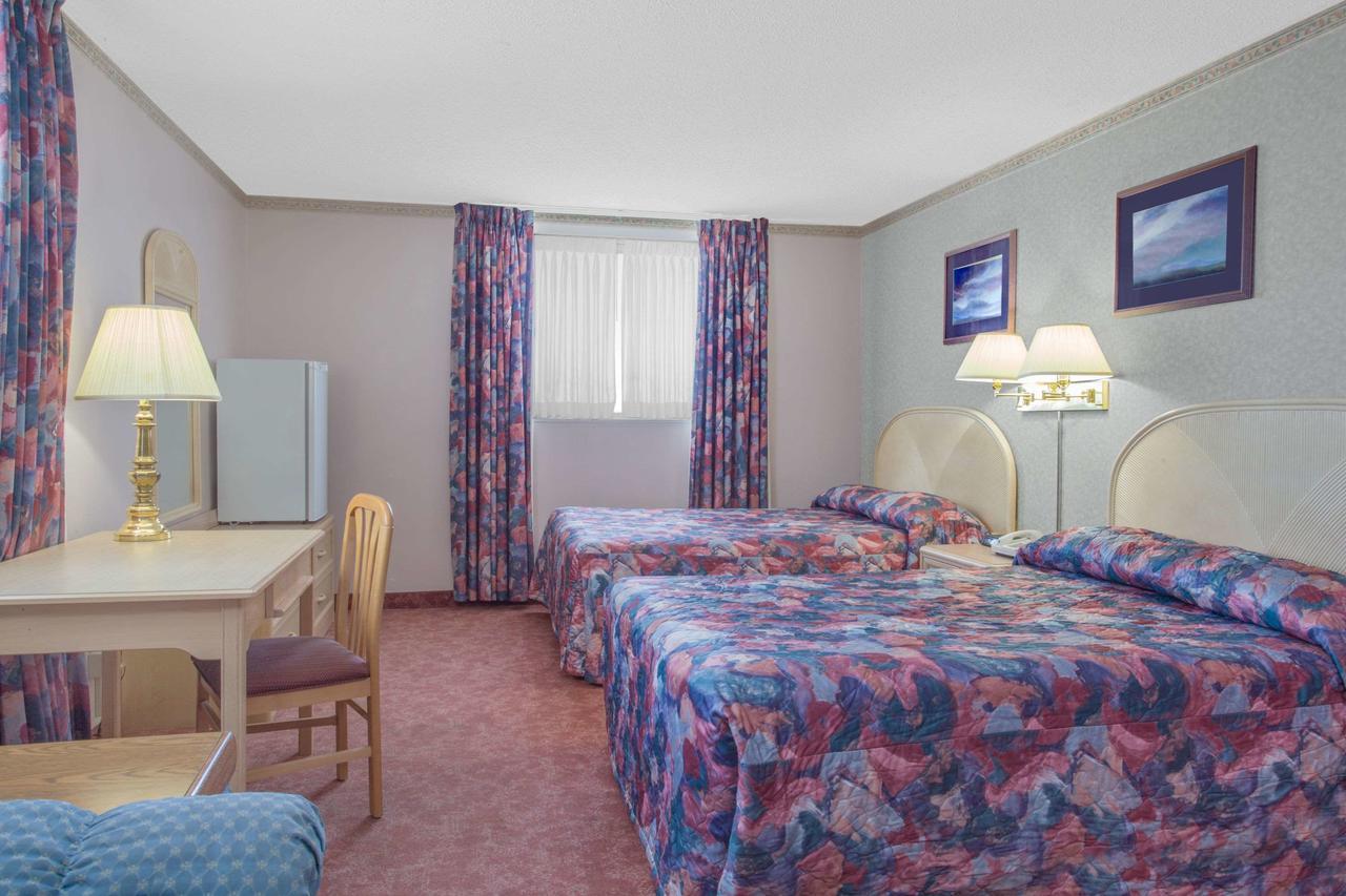 Empire Inn Brandon Ngoại thất bức ảnh