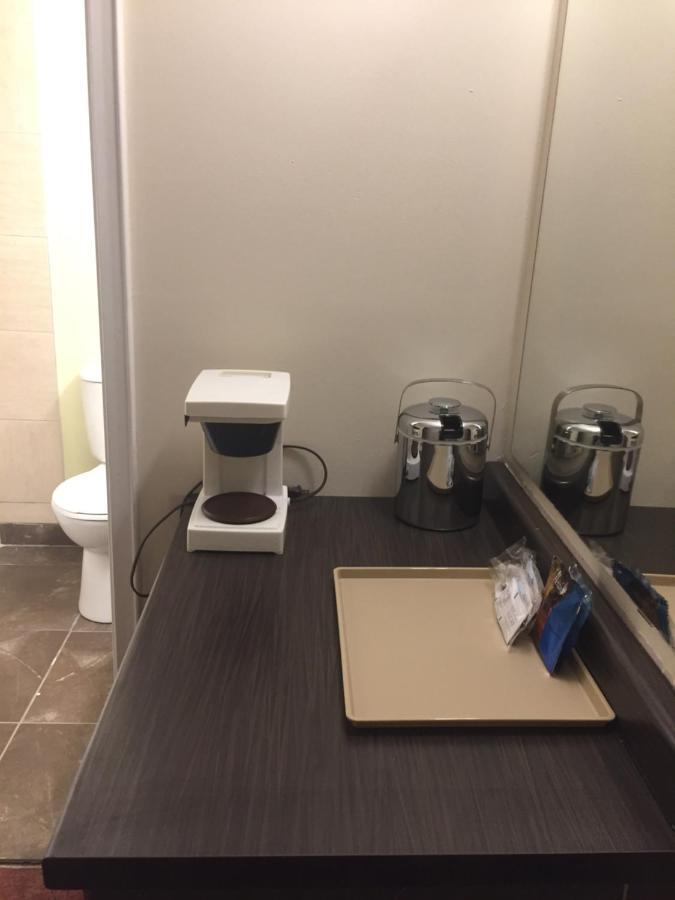 Empire Inn Brandon Ngoại thất bức ảnh